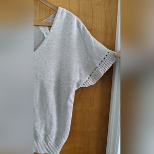 Short sleeve knit sweater